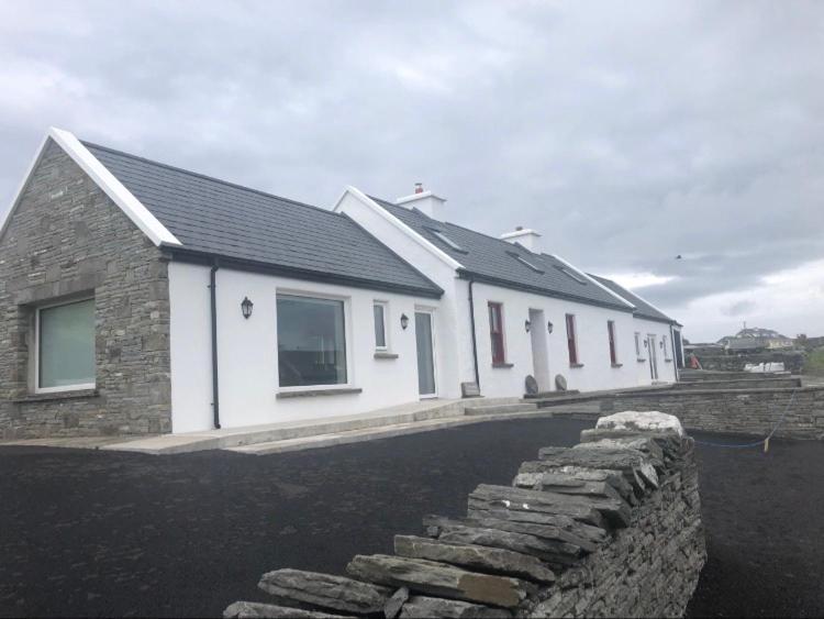 Conway'S Cottage With Sea View Nestling By Cliffs-Of-Moher Liscannor Kültér fotó